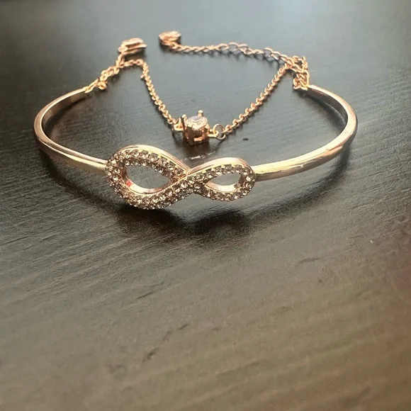 Swarovski Infinity Bracket/Bangle - Picture 3 of 3